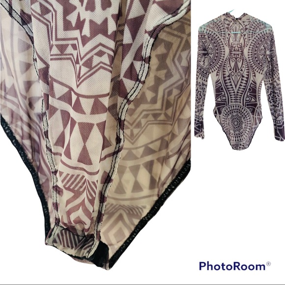 Fashion nova sheer top - Picture 3 of 3